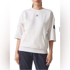 adidas Off-White Short Sleeve Crew Sweatshirt with Pocket Sz XS